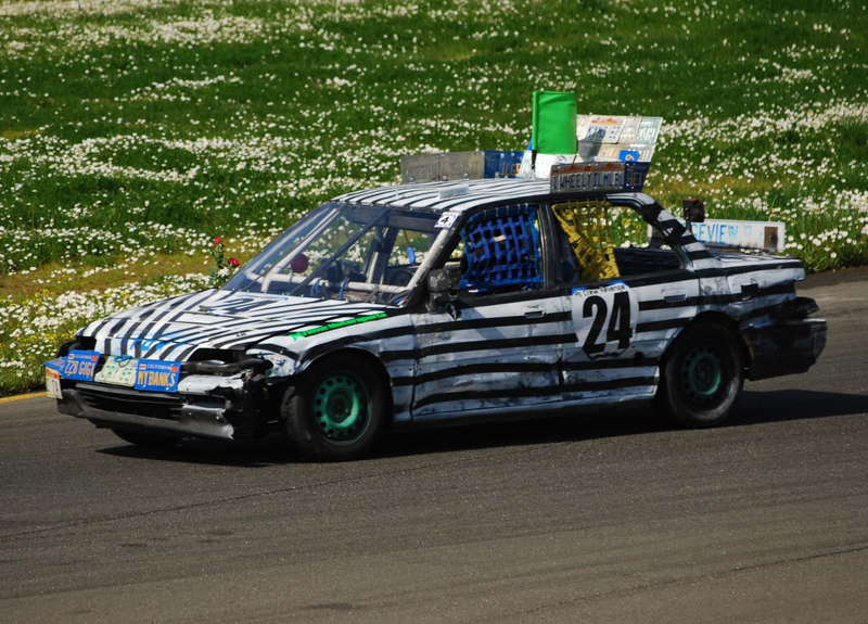 Illustration for article titled The Top 147 Lemons of the Sears Pointless 24 Hours of LeMons